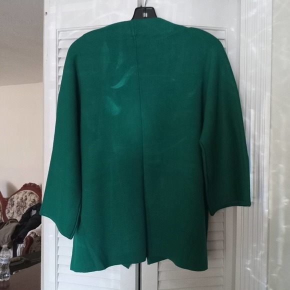Women’s Green Classy Sweater Size LargeNew Without Tag - Picture 5 of 10